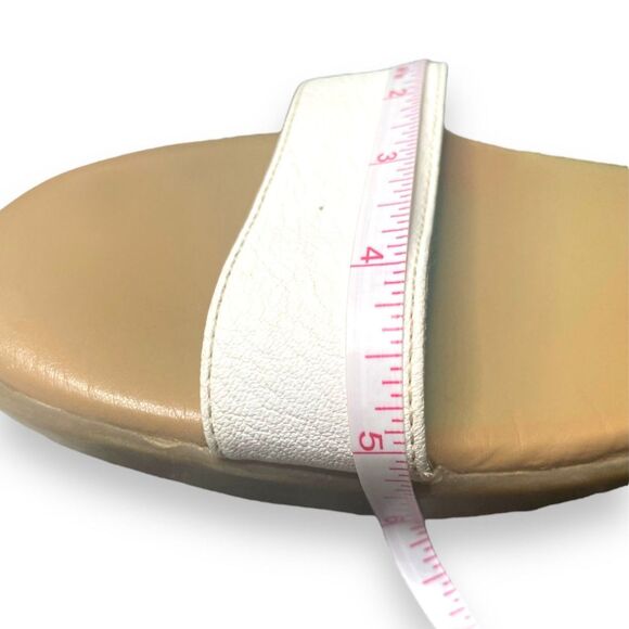 A2 Aerosoles White Sandals size women's 8 - Picture 10 of 11